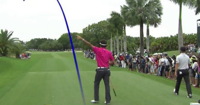 Bubba Watson slices a drive