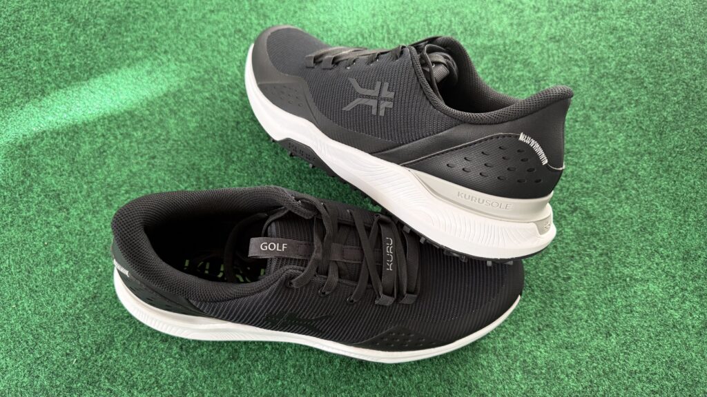KURU DRIVE spikeless golf shoes in Jet Black/Bright White